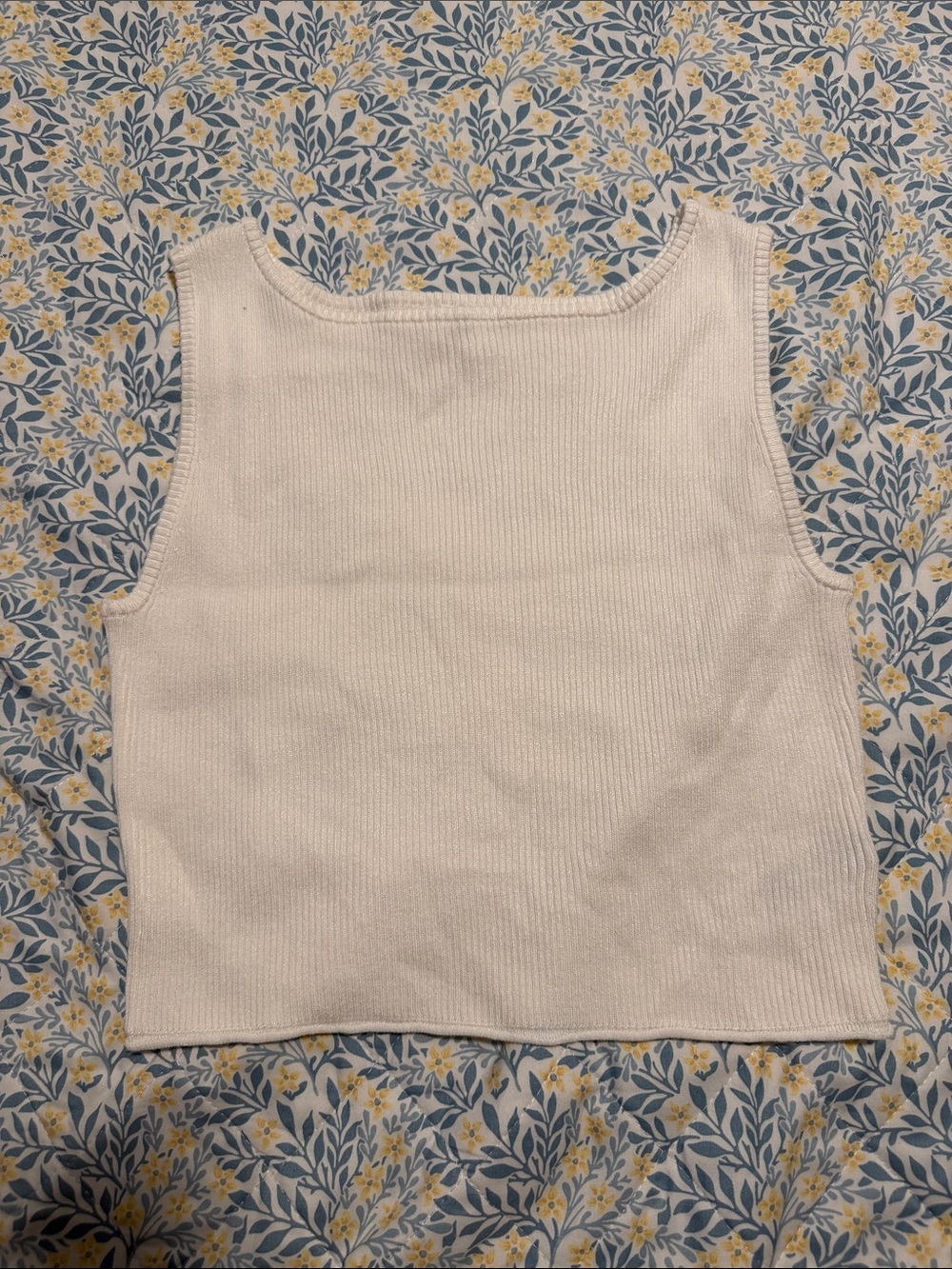 Classic Sleeveless Knit Crop Tank Top - White